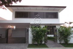 For Sale 4 Bedroom House in Ayala Alabang – Muntilupa City